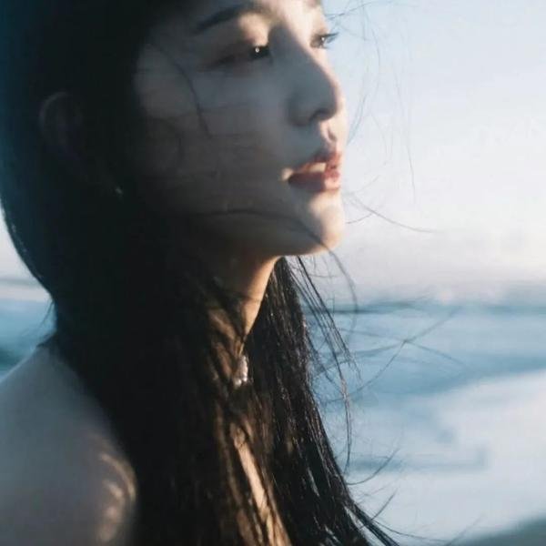 艳阳争春